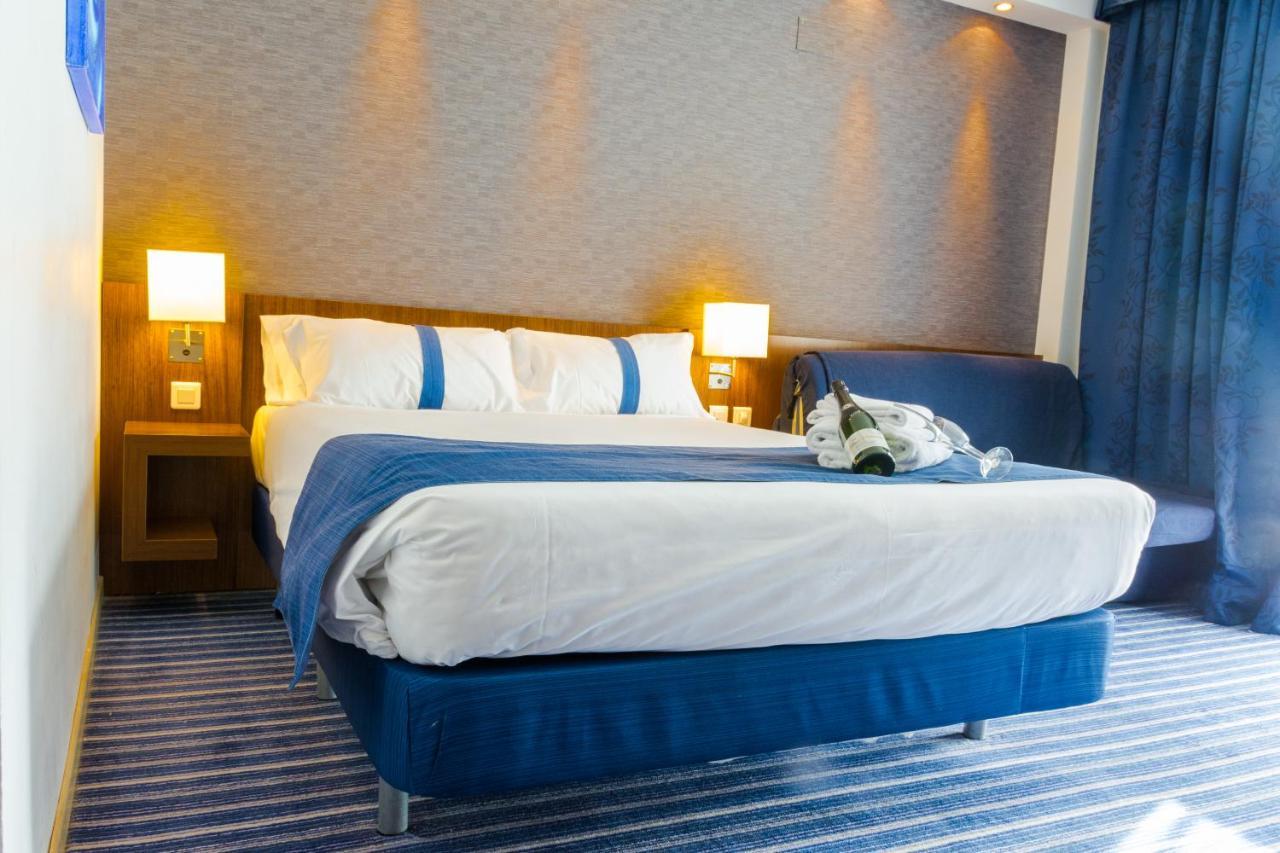 Holiday Inn Express Madrid Leganes By Ihg Esterno foto