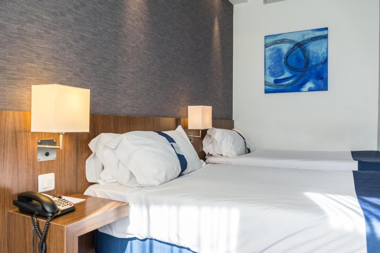 Holiday Inn Express Madrid Leganes By Ihg Esterno foto
